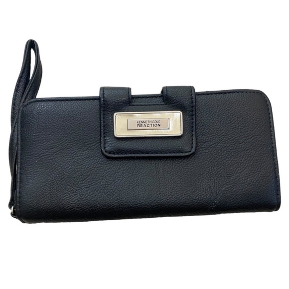 Kenneth Cole Reaction zip around long wallet - Picture 2 of 8